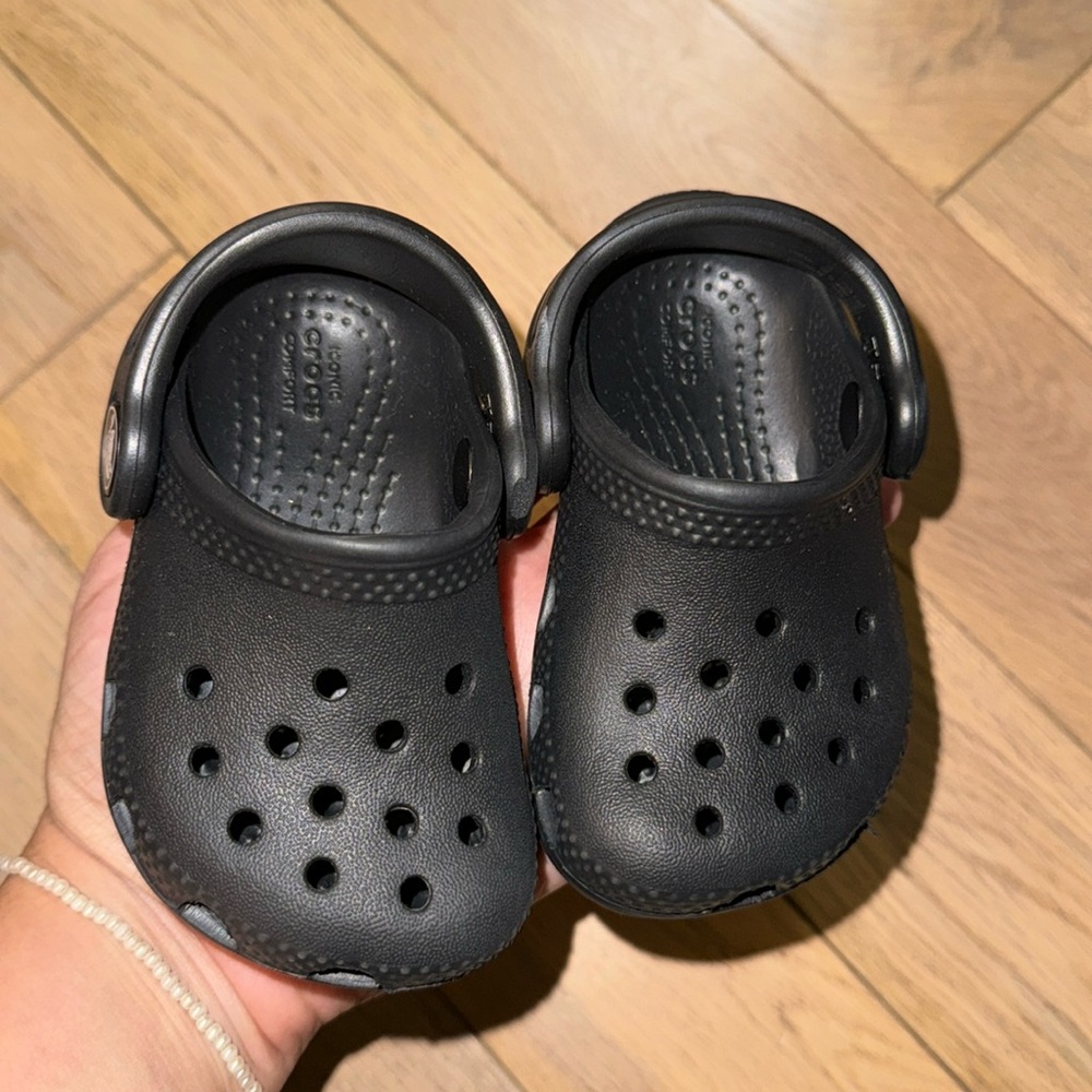 Baby crocs